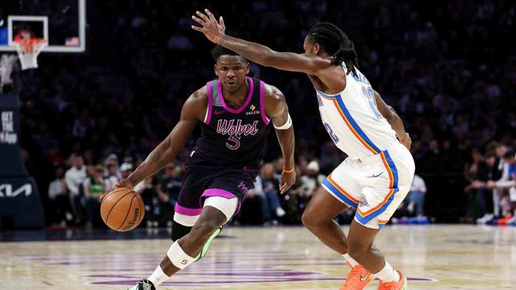 Edwards takes over as Timberwolves hand Thunder third loss