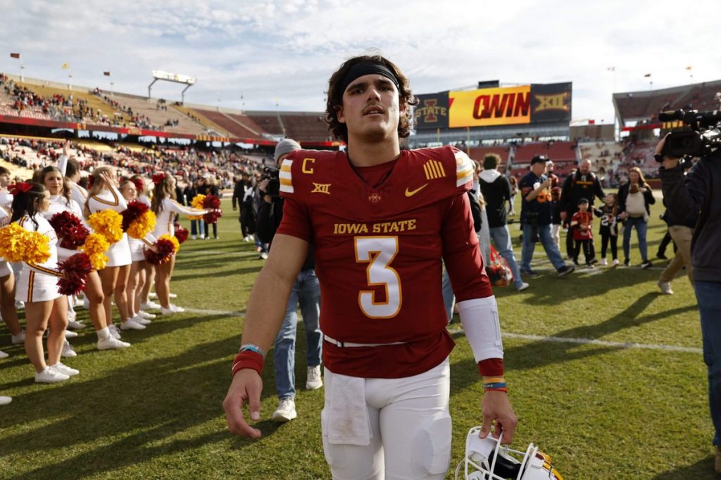 Iowa State QB Rocco Becht plans to enter portal. Will he join Matt Campbell at Penn State?
