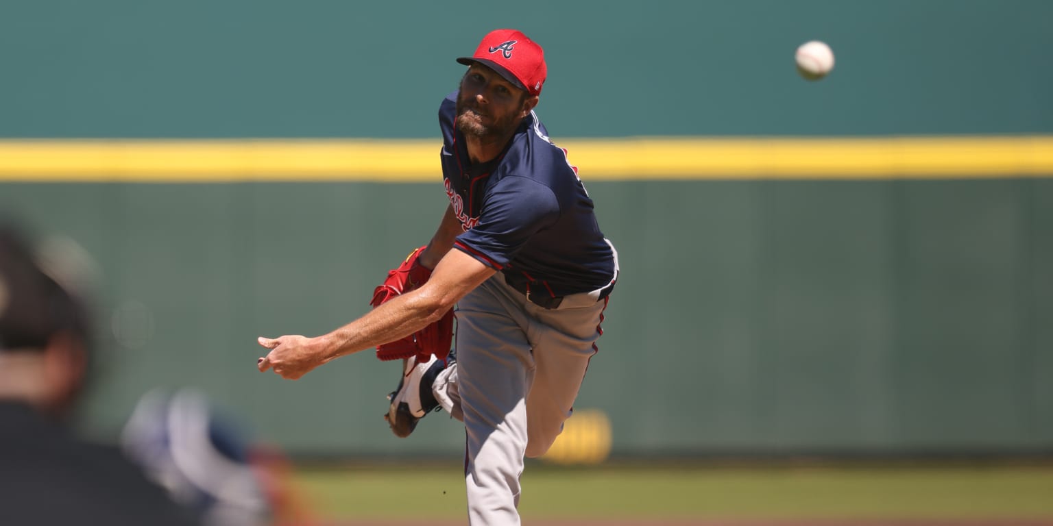 'Hand me the ball': Sale dominant in spring debut