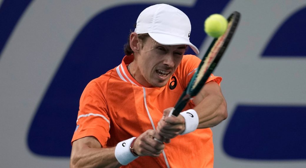 Alex de Minaur, Stefanos Tsitsipas to meet in quarterfinals at Acapulco