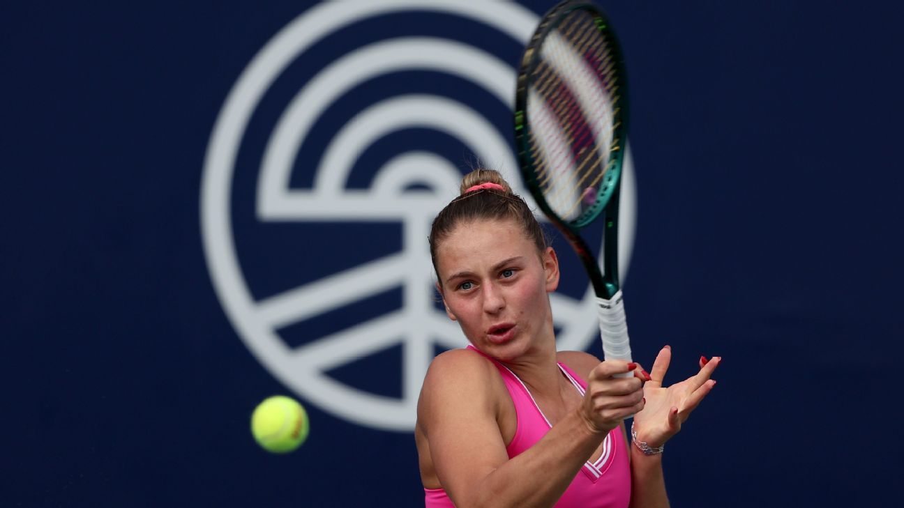 Kostyuk makes San Diego quarters in straight sets