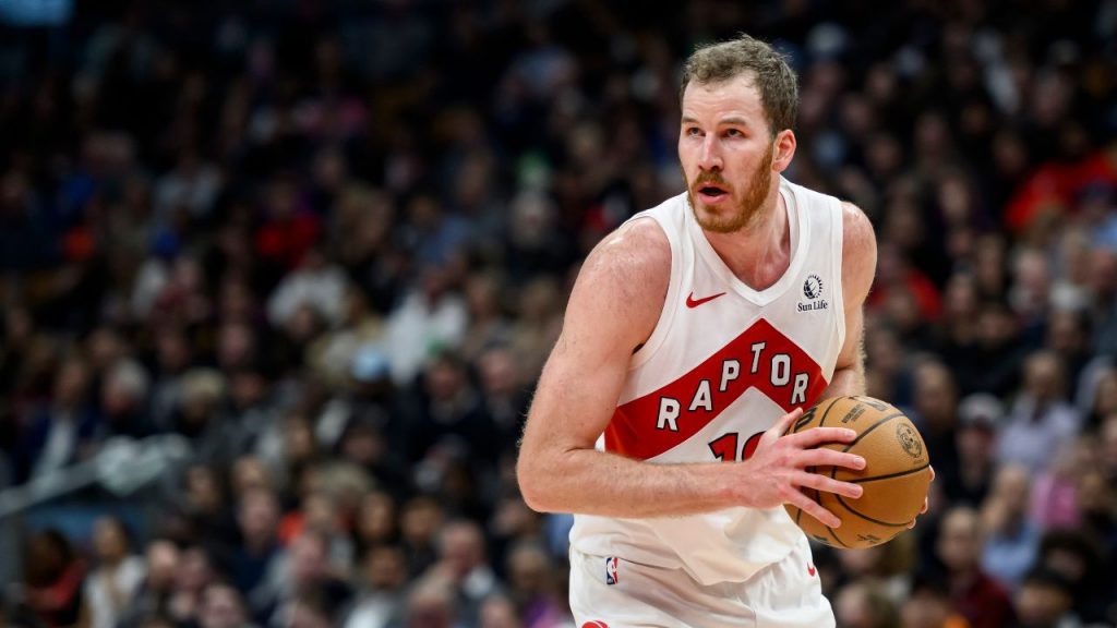 Raptors’ Jakob Poeltl exits vs. Nets with back stiffness Raptors’ Jakob Poeltl exits vs. Nets with back stiffness