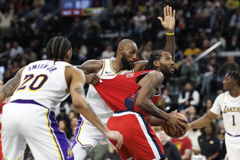 'A million choices': Lakers' defense will get a Christmas Day test vs. Rockets