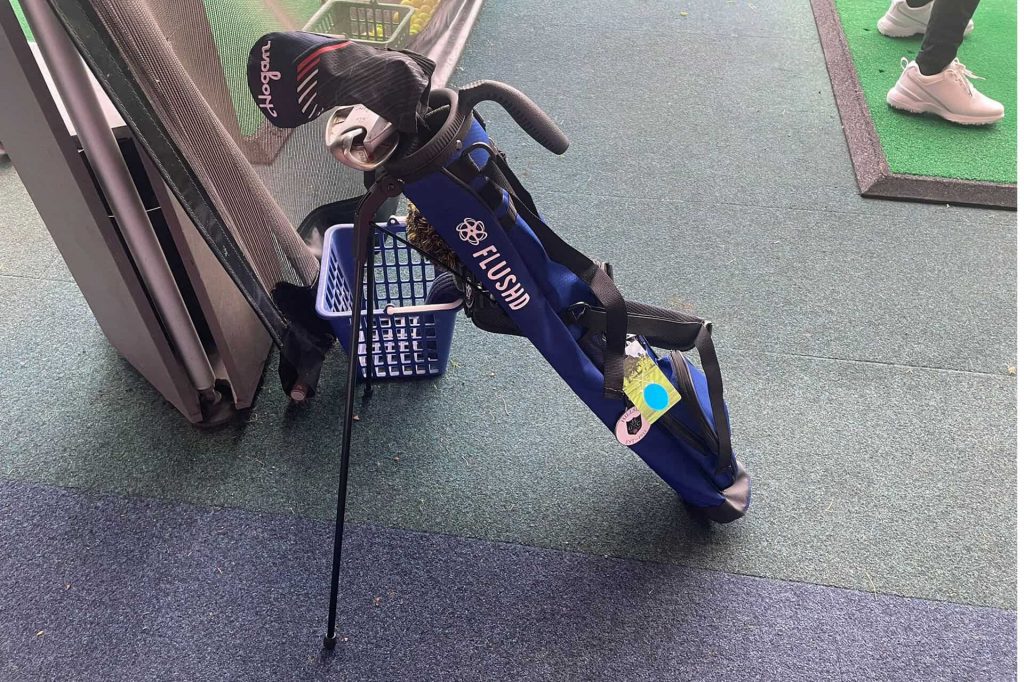 Flushd Rangr golf stand bag review: An interesting idea but with 1 big problem Flushd Rangr golf stand bag review: An interesting idea but with 1 big problem