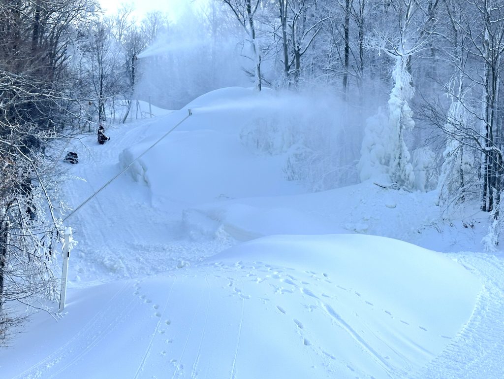 Thank you, Snowmakers! Thank you, Snowmakers!