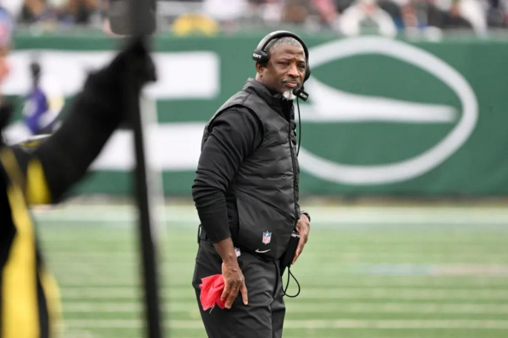 Aaron Glenn backtracks after questioning Jets’ effort: ‘Did not quit’