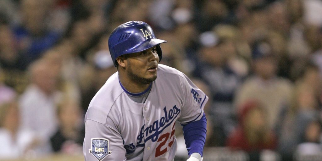 Which former Dodgers could join Kent in next HOF class?
