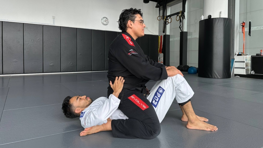BJJ 101: The Reverse Mount BJJ 101: The Reverse Mount