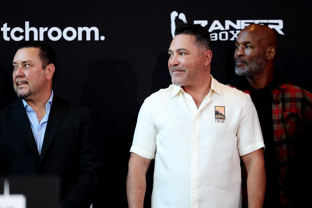 De La Hoya Says Ortiz–Ennis Is Over After Hearn Fails to Call