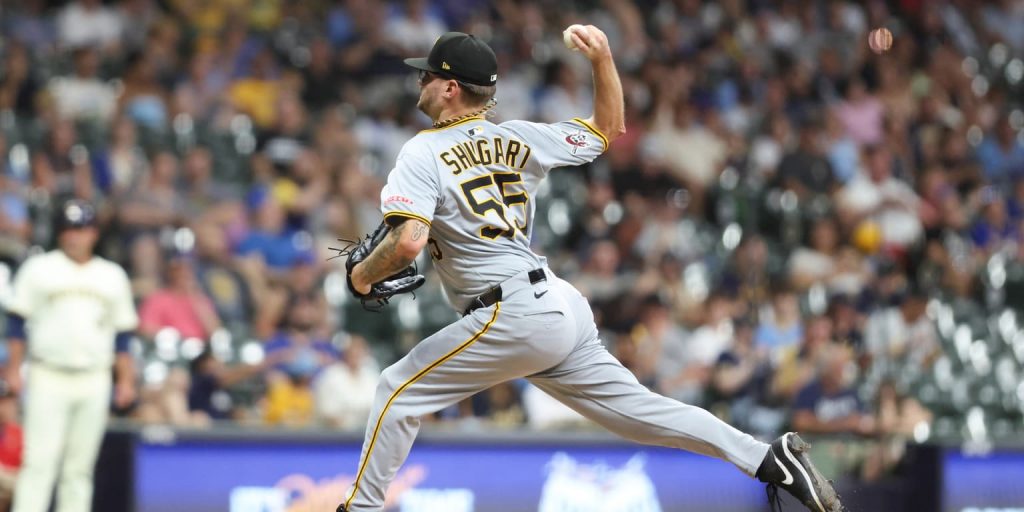 Pirates get INF prospect, trade Shugart to Phillies