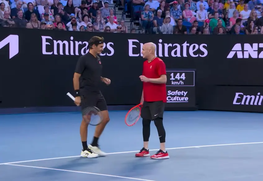 Roger Federer joins forces with Agassi and Barty, wins in Melbourne