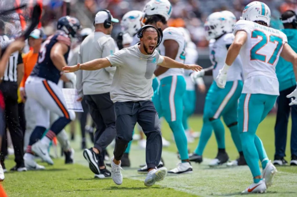 Jets dive headfirst into potentially complicated search for next defensive coordinator