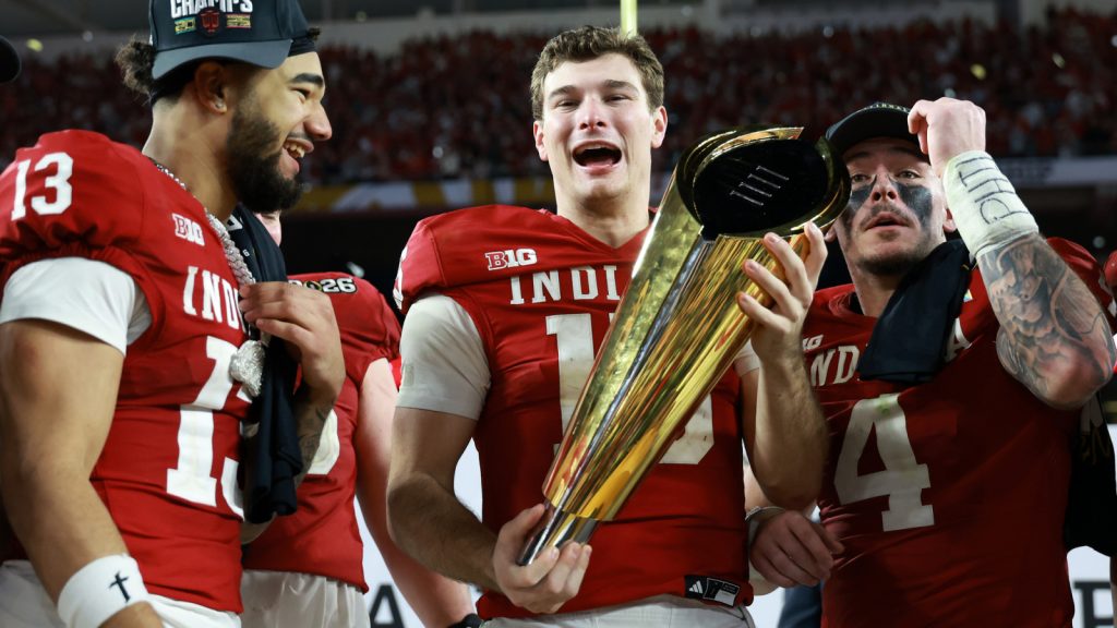 Fernando Mendoza joins exclusive list of Heisman Trophy winners with national championship