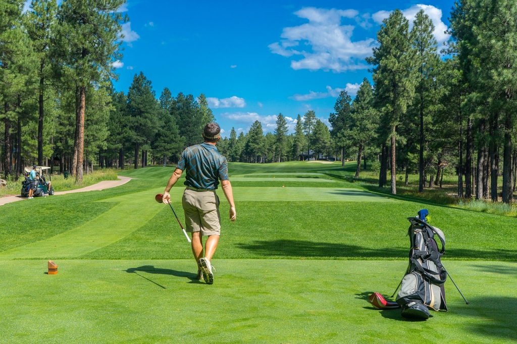 The Unwritten Rules of Golf Everyone Pretends to Follow The Unwritten Rules of Golf Everyone Pretends to Follow