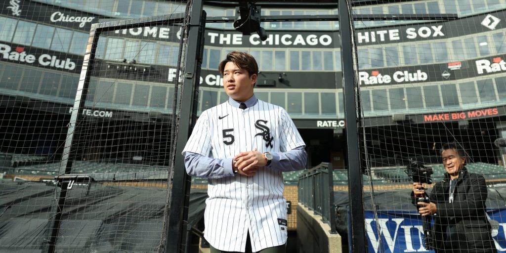 Murakami represents dawn of a new day for White Sox. Dawn of a new bidet, too Murakami represents dawn of a new day for White Sox. Dawn of a new bidet, too