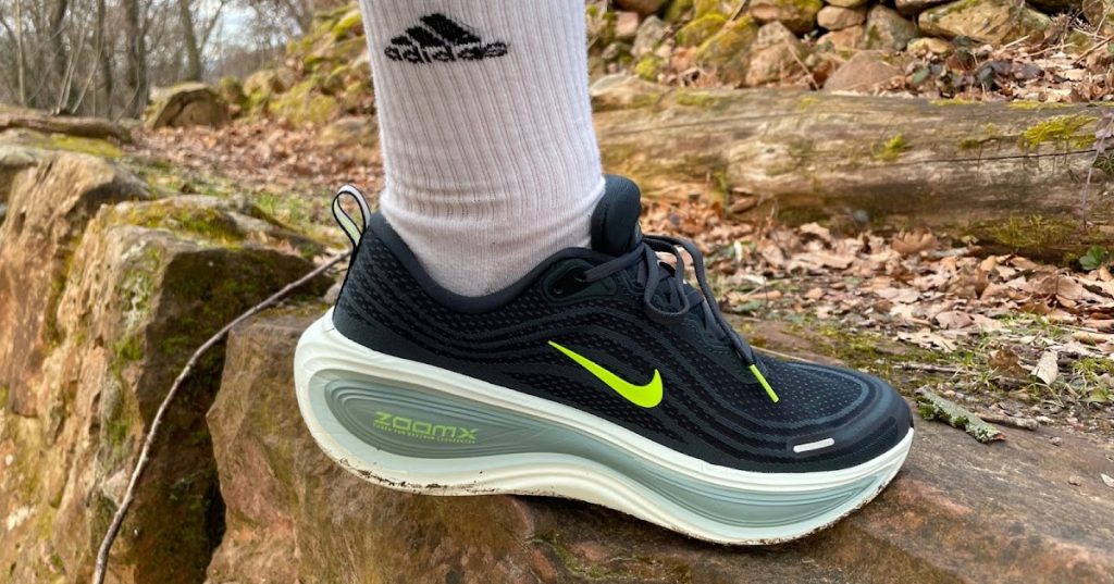 Testbericht: Nike Vomero Plus – maximale Dämpfung (German)
