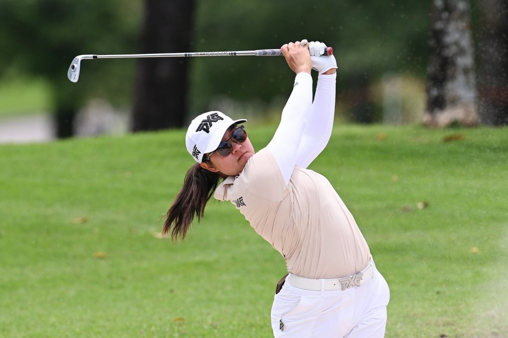 Maguire six back in Singapore as flooding keeps Foster and Donegan off the course in Australia