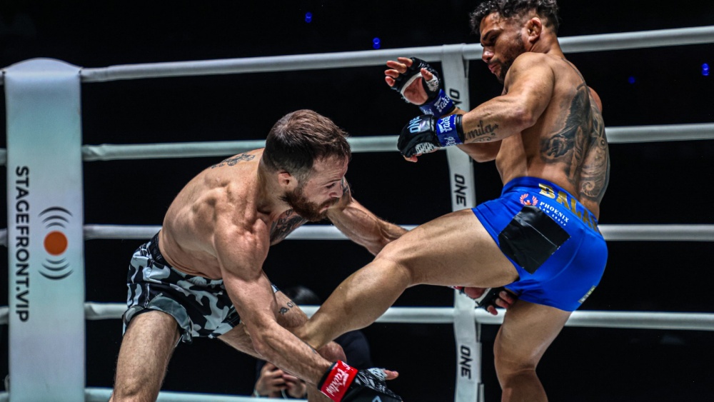 The Art Of Closing Distance: Tips For Grapplers Facing Strikers The Art Of Closing Distance: Tips For Grapplers Facing Strikers