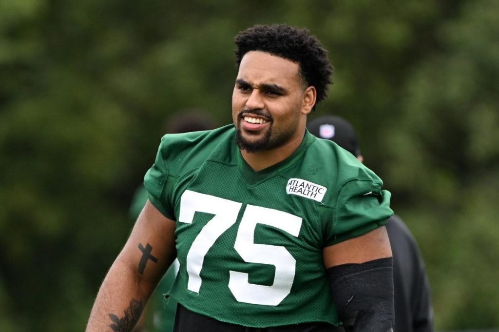 Alijah Vera-Tucker signing with Patriots after injury-plagued Jets tenure Alijah Vera-Tucker signing with Patriots after injury-plagued Jets tenure