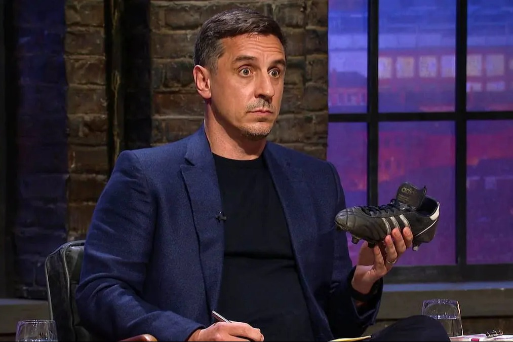 ‘A force of nature’ – Gary Neville wows fans as Man United makes impressive Dragons’ Den return