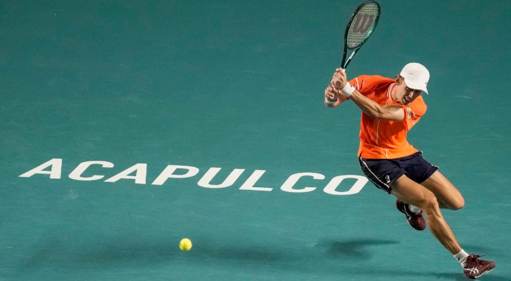 De Minaur beats Rudd, becomes first to win back-to back titles in Mexico since 2012