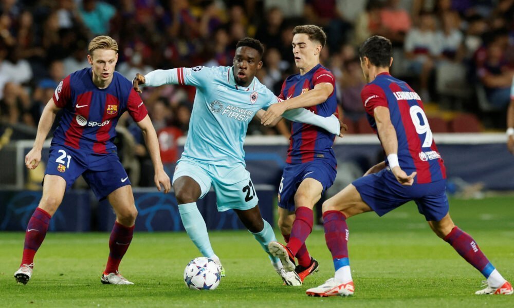 Report: Man Utd open talks over move for 21yo star, offer could be made this summer