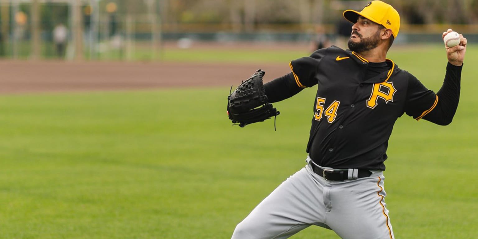'I feel great': Pérez encouraged by early pitch results