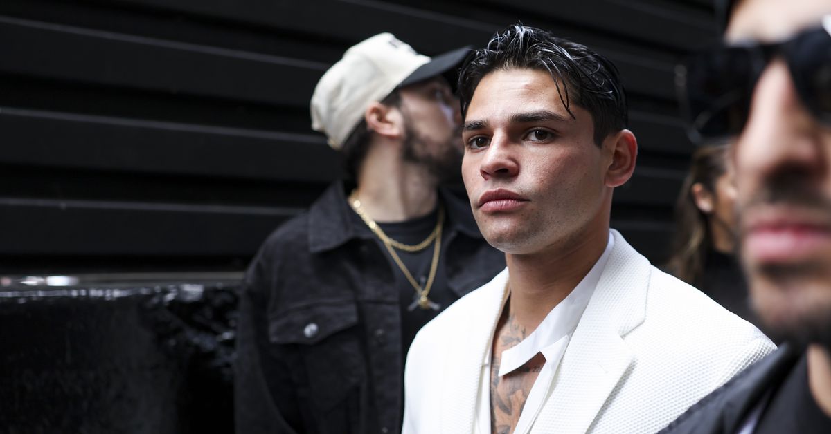 Garcia calls out Jake Paul during series of strange posts as some question his well-being