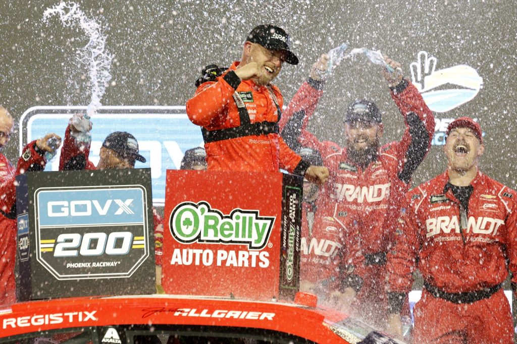 RECAP: Justin Allgaier Outduels Love for NASCAR O’Reilly Series Victory at Phoenix