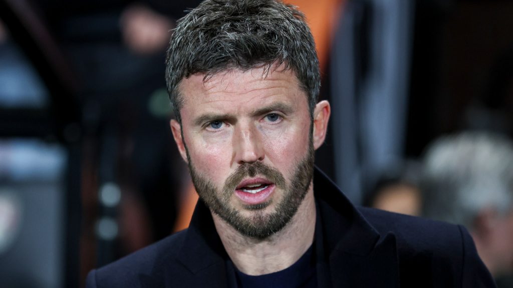 Michael Carrick handed boost over permanent Man United job as club decision speaks volumes