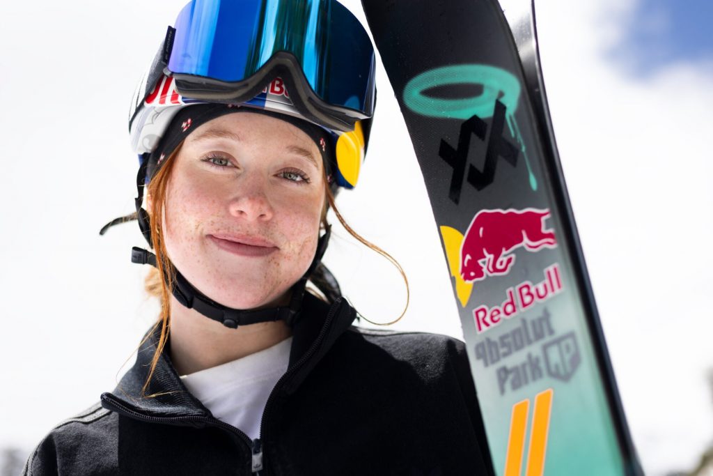 Kirsty Muir Collects Park and Pipe 25-26 World Cup Tour Winning Big Globe Kirsty Muir Collects Park and Pipe 25-26 World Cup Tour Winning Big Globe