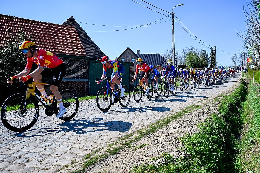 Dwars door Vlaanderen Men Live – a year on from 2025 disaster, can Wout van Aert and Visma set the record straight?