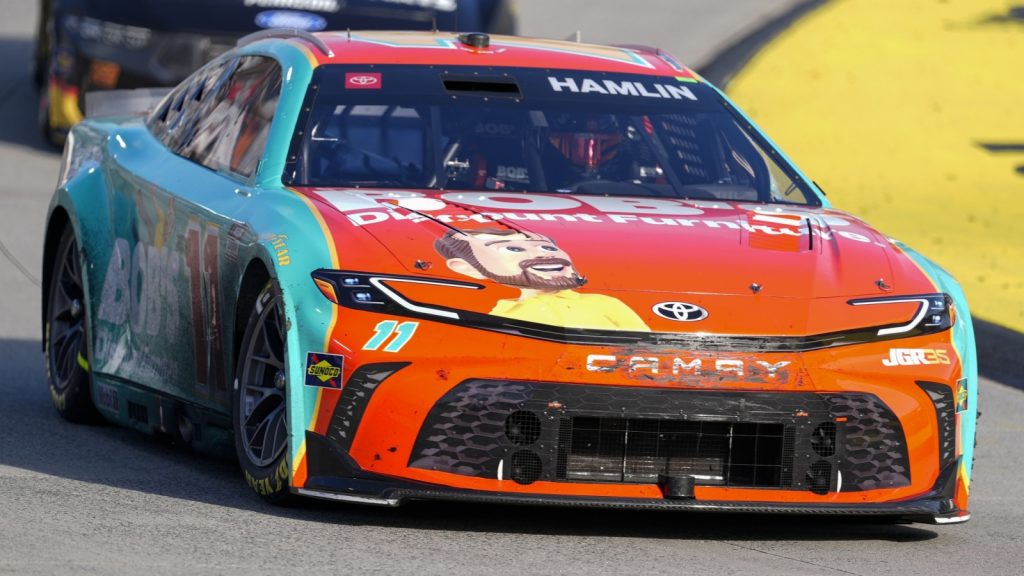 Denny Hamlin’s Part-Time Driver Snatches 0K With Wild Last-Lap Move