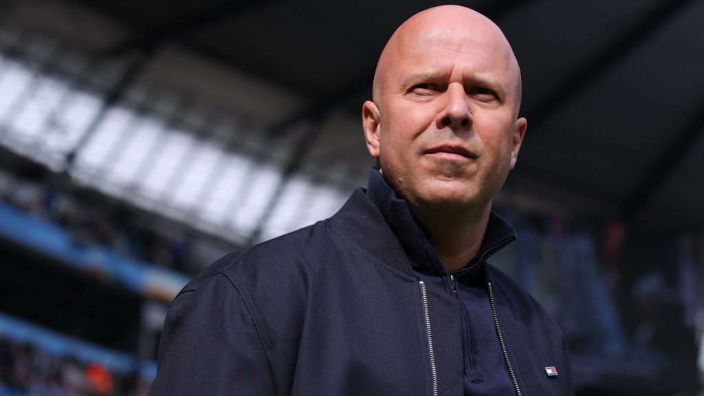 Liverpool tipped to raid Premier League rivals for new manager as pressure piles on Arne Slot