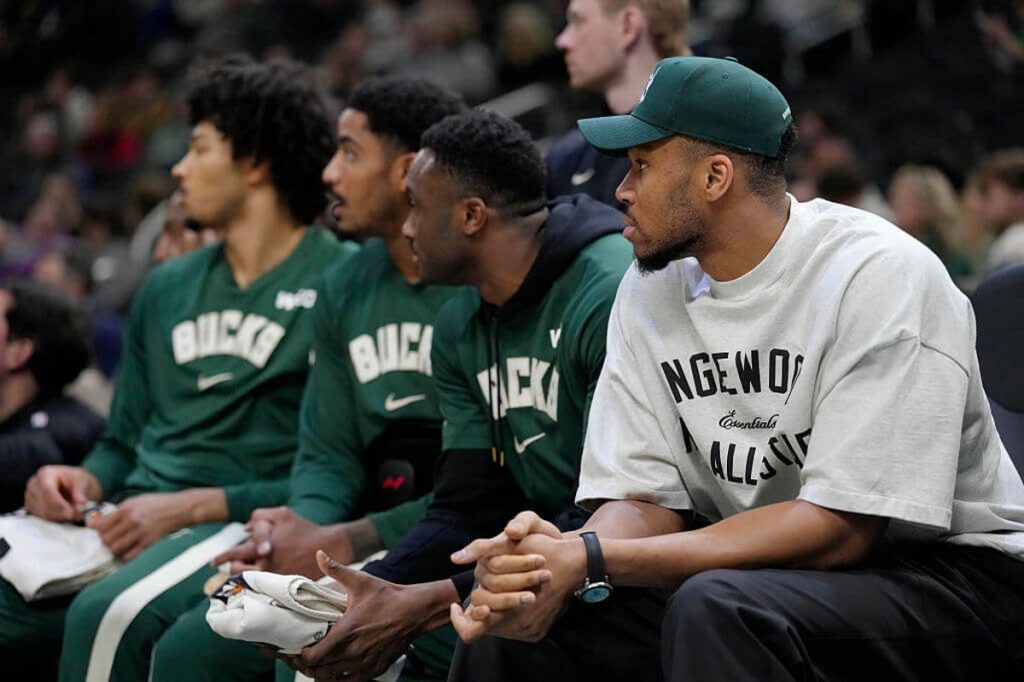 Bucks GM on Giannis standoff: ‘Nothing to do with tanking’ Bucks GM on Giannis standoff: ‘Nothing to do with tanking’
