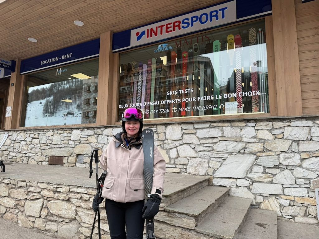 Hiring Skis with Intersport