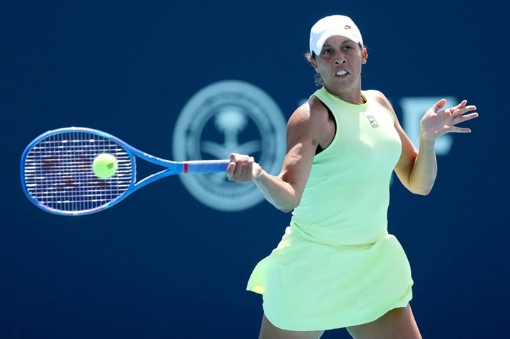 Keys Conquers Bencic To Reach Charleston Semis