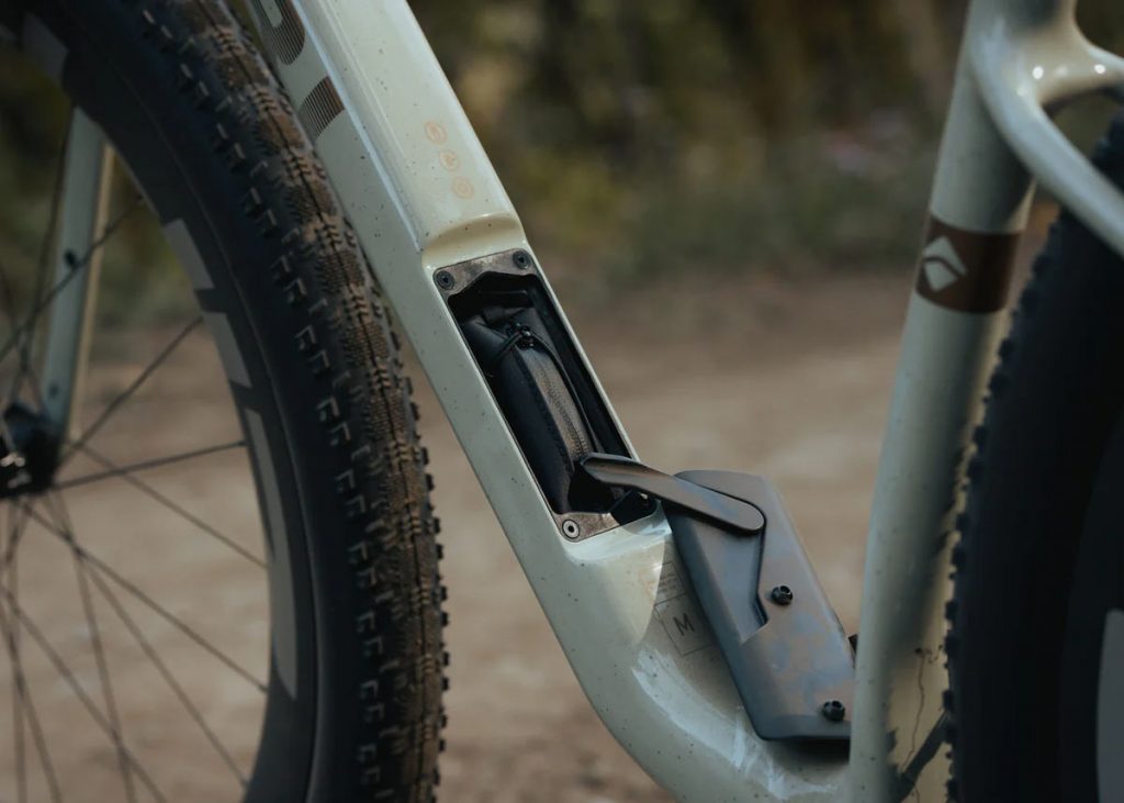 Ari Cache Downtube Storage Pouch Looks Great for Any Bike