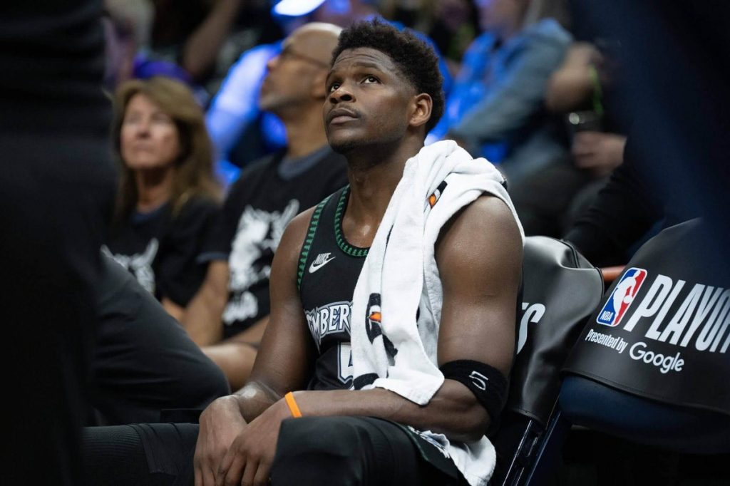 In losing to Victor Wembanyama and Spurs, it's clear Anthony Edwards needs more in Minnesota