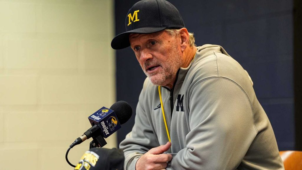 Michigan Wolverines land 4-star DL Xavier Muhammad over Notre Dame and Miami