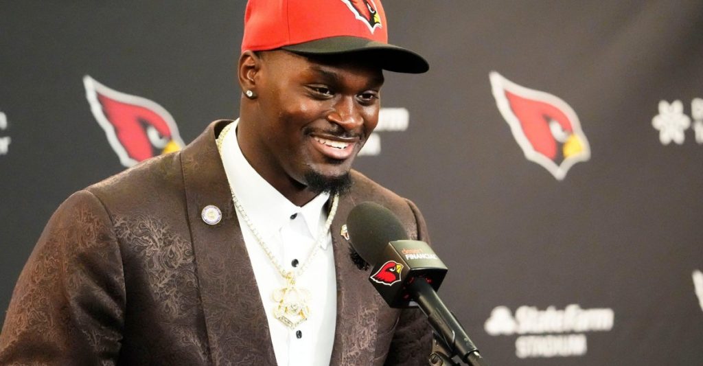 Rookie RB Jeremiyah Love has no idea who Jared Goff is Rookie RB Jeremiyah Love has no idea who Jared Goff is