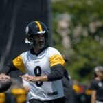 Analyst Predicts Another NFL Season For Rodgers In 2027