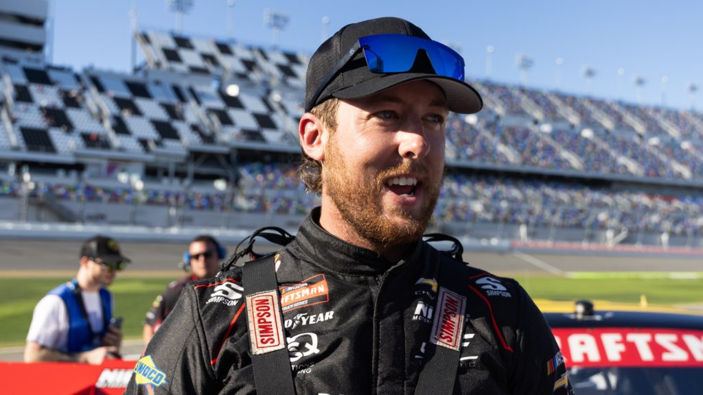Cleetus McFarland sets goal of survival in NASCAR Truck race at Michigan Cleetus McFarland sets goal of survival in NASCAR Truck race at Michigan