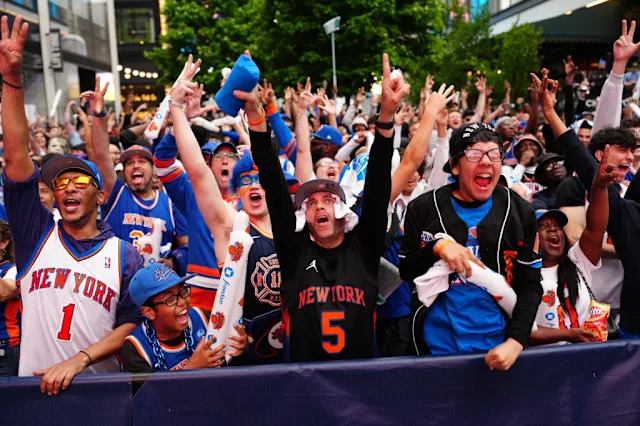 Knicks Complete Historic 29-Point Comeback in Game 4 of the NBA Finals, Move One Win From Championship Glory Knicks Complete Historic 29-Point Comeback in Game 4 of the NBA Finals, Move One Win From Championship Glory