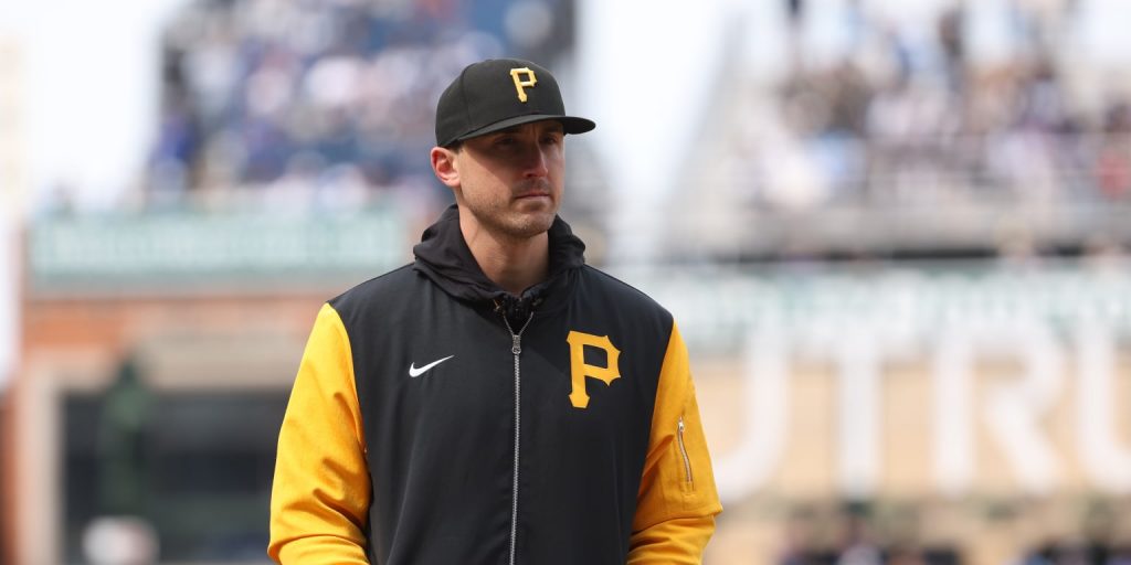 Murphy helping revitalize Pirates' pitching staff Murphy helping revitalize Pirates' pitching staff