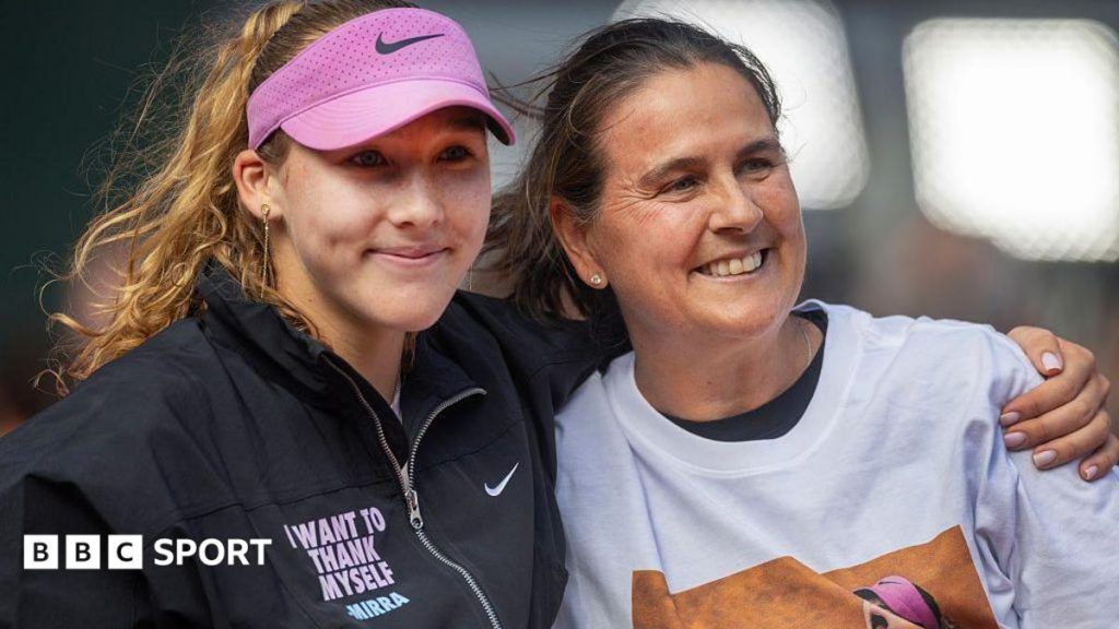 Battling egos and stereotypes – the rise of female tennis coaches Battling egos and stereotypes – the rise of female tennis coaches