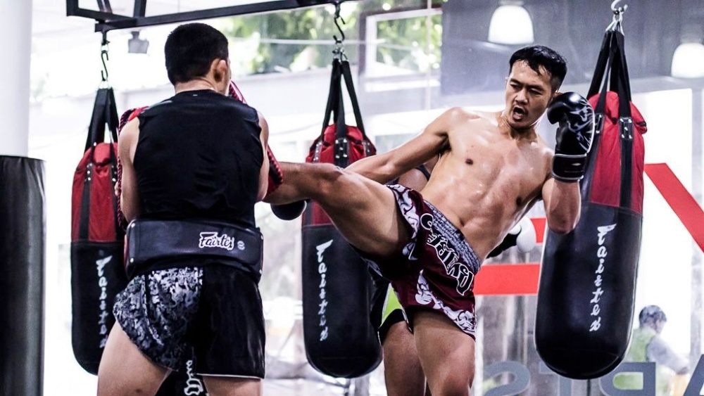 16 Basic Muay Thai Combinations You Should Master First 16 Basic Muay Thai Combinations You Should Master First
