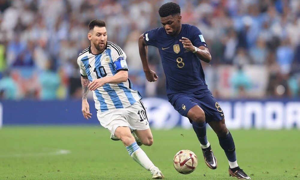 Alonso urging Chelsea to hijack Man Utd's deal to sign £60m star – report Alonso urging Chelsea to hijack Man Utd's deal to sign £60m star – report