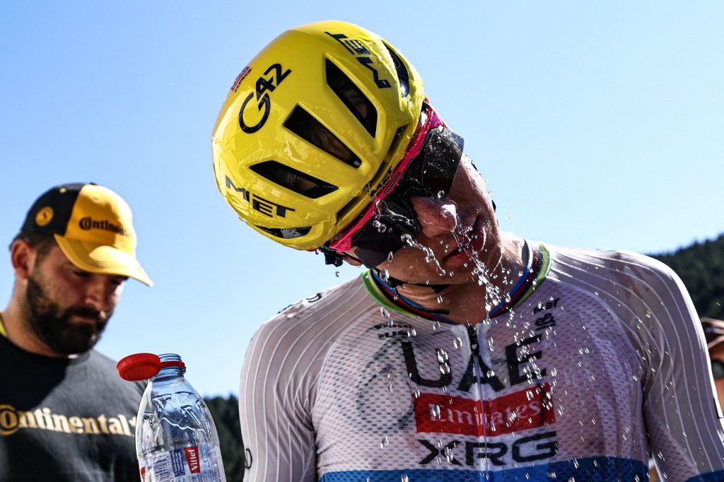 'It's always been hot at the Tour de France but it's never this hot' – Riders set to face temperatures of 37°C at stage 4 finish in Foix 'It's always been hot at the Tour de France but it's never this hot' – Riders set to face temperatures of 37°C at stage 4 finish in Foix