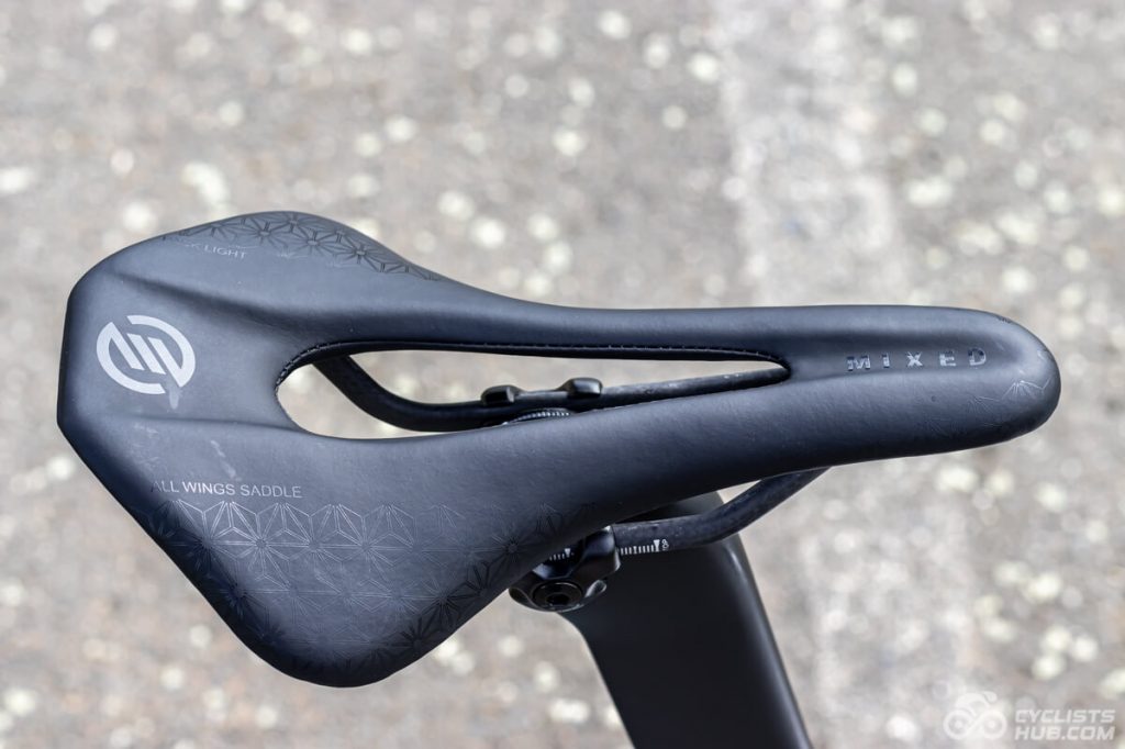 Mixed 5D Saddle Review: Cheap, Lightweight, and Comfy Mixed 5D Saddle Review: Cheap, Lightweight, and Comfy